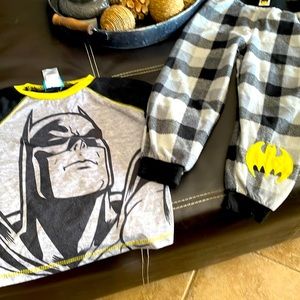 Boys PJ’s size 5 T